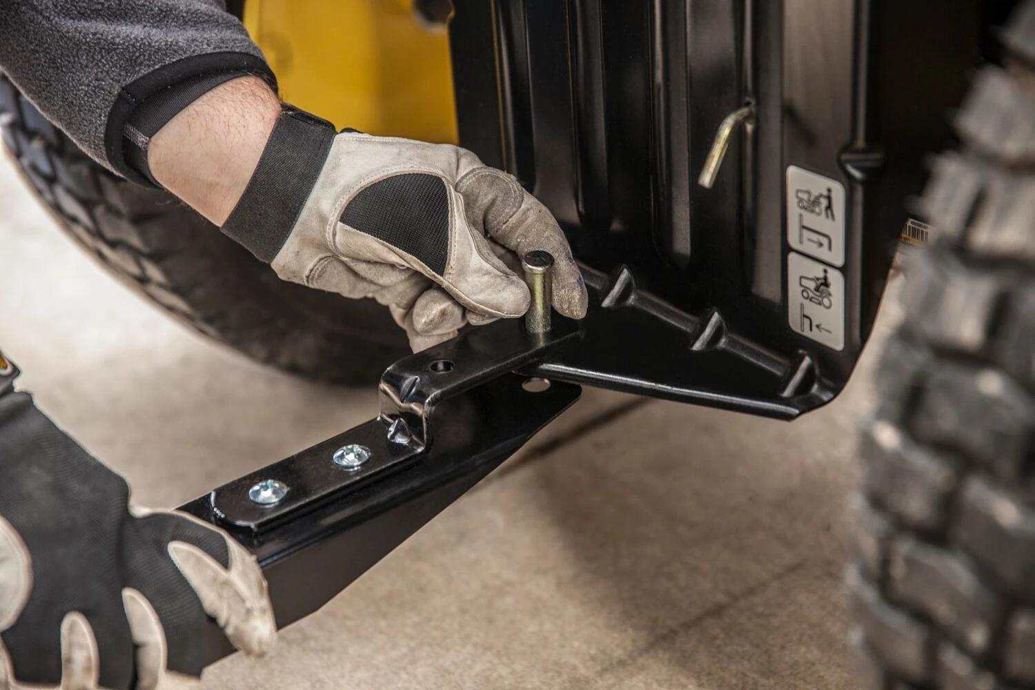 Best Pirce 🔥 Agri-Fab Lawn Mowers 10-cu ft Steel Dump Cart ⭐ 9 Best Pirce 🔥 Agri-Fab Lawn Mowers 10-cu ft Steel Dump Cart ⭐ - Image 9