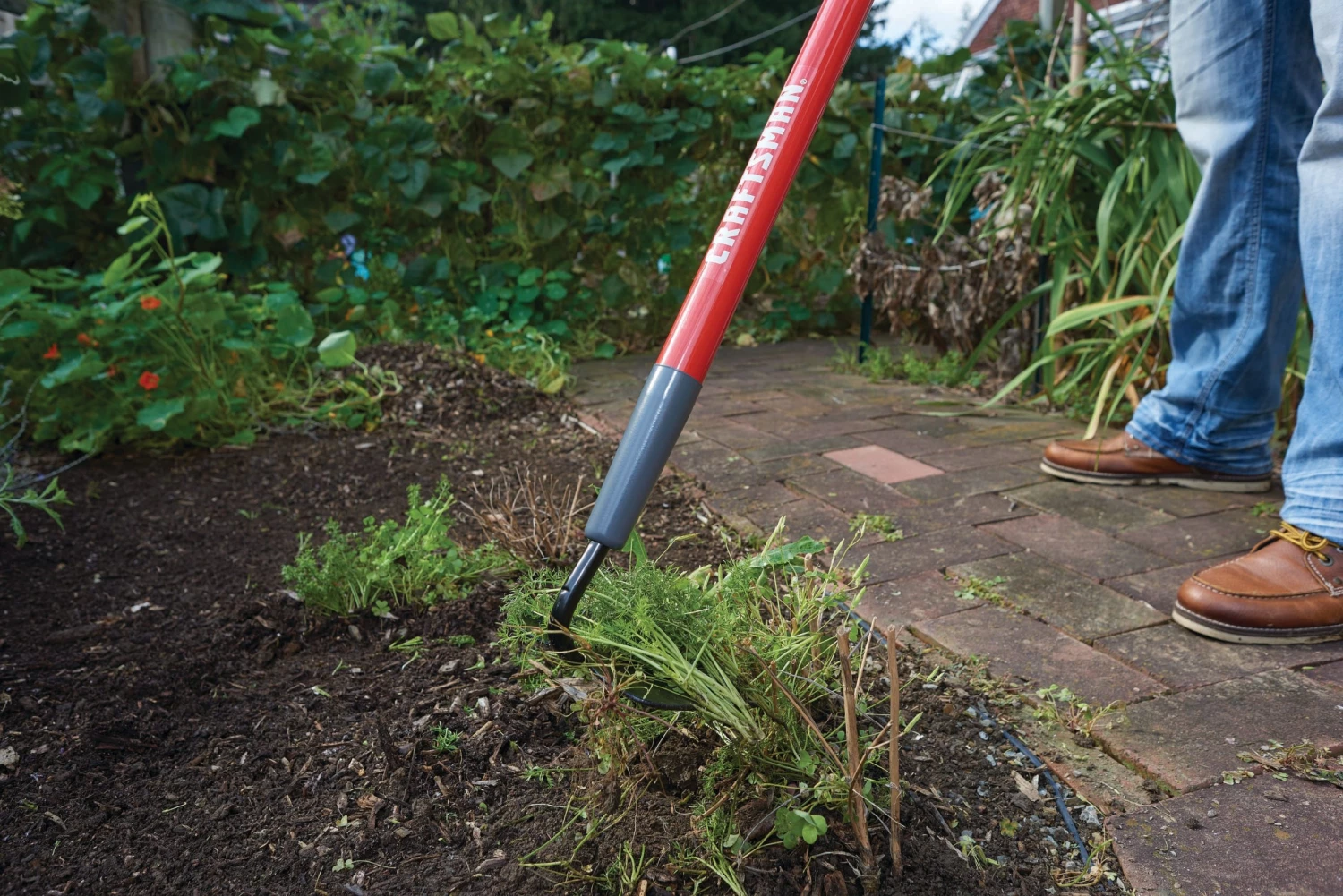 Best deal 🔥 CRAFTSMAN Lawn & Garden Hand Tools 54-in Fiberglass-Handle Garden Hoe 🛒 2 Best deal 🔥 CRAFTSMAN Lawn & Garden Hand Tools 54-in Fiberglass-Handle Garden Hoe 🛒 - Image 2