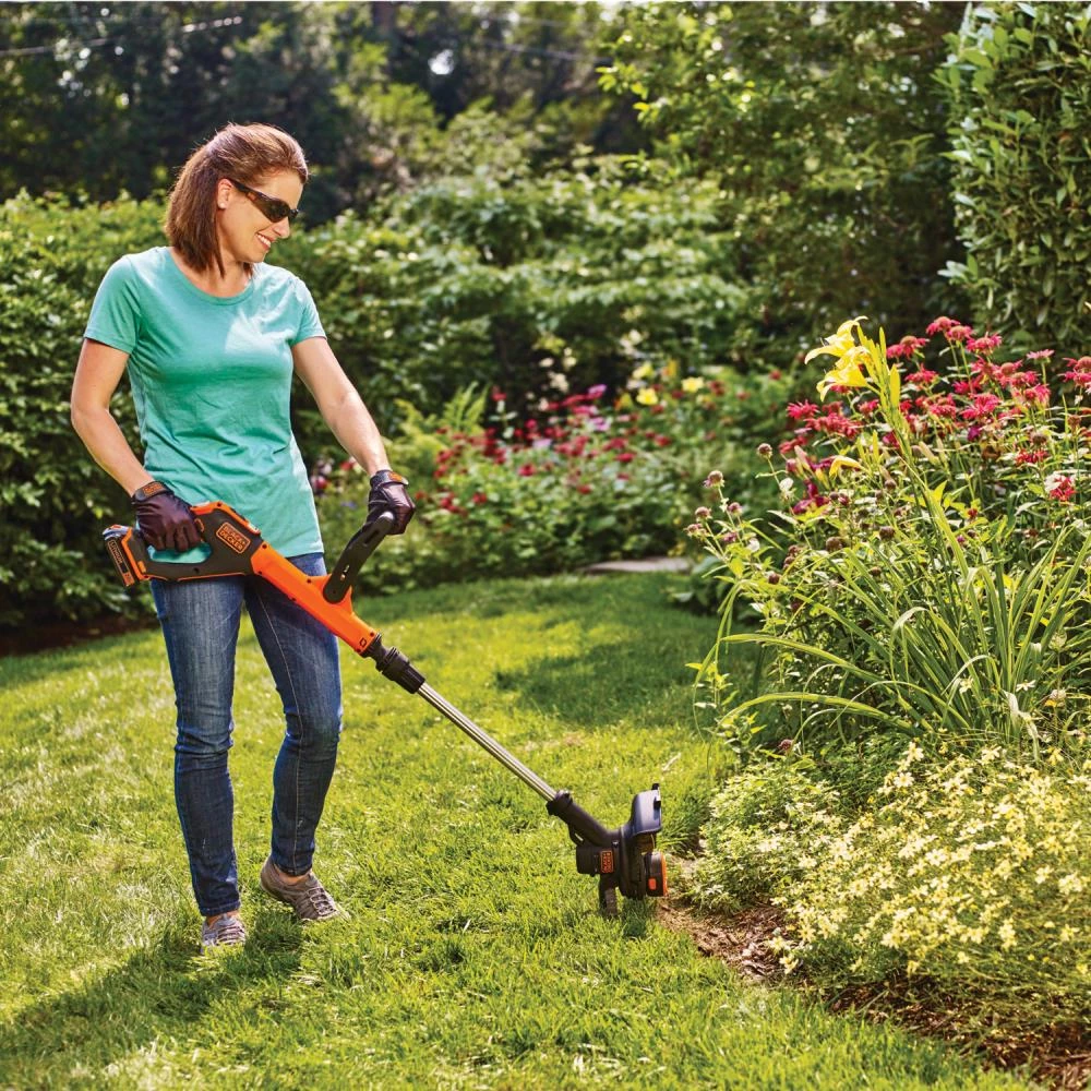 Outlet ⭐ BLACK+DECKER Trimmers & Edgers EASYFEED 20-Volt Max 12-in Straight Cordless String Trimmer With Edger Capable (Battery Included) 😀 8 Outlet ⭐ BLACK+DECKER Trimmers & Edgers EASYFEED 20-Volt Max 12-in Straight Cordless String Trimmer With Edger Capable (Battery Included) 😀 - Image 8
